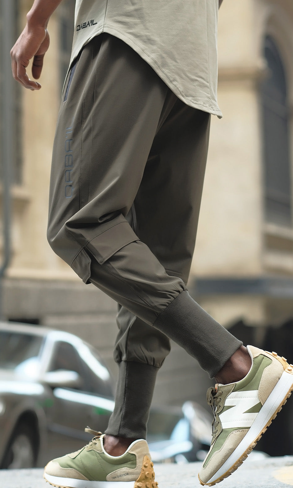  QL Pantalon Cross Over in Dark Khaki - QABA'IL,